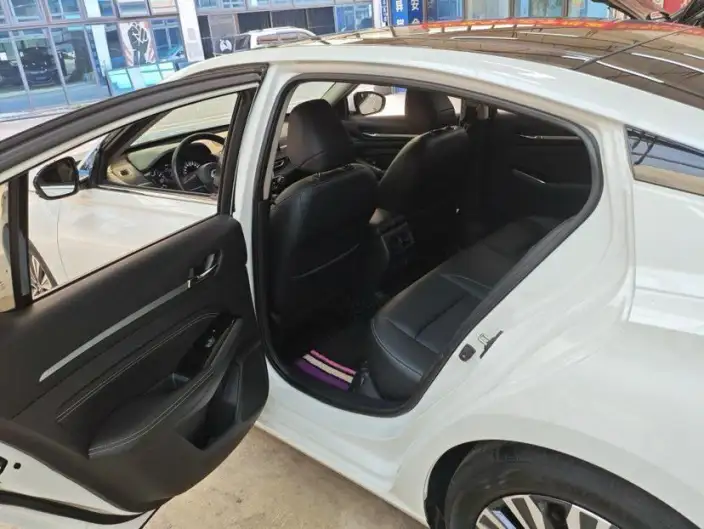 Nissan Teana 2022 Model 2.0L XL-TLS Yuexiang Edition – фото 8