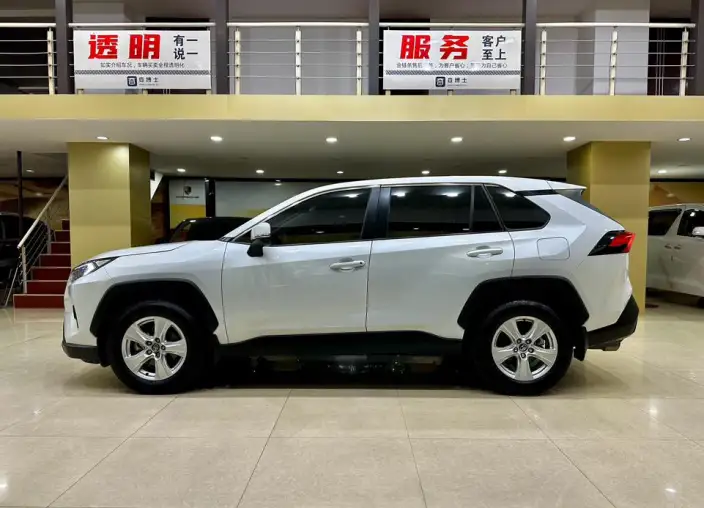 Toyota RAV4 2023 Model 2.0L CVT 2WD Urban Edition – фото 4