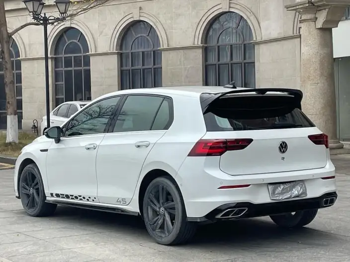 Volkswagen Golf 2021 Model 280TSI DSG R-Line – фото 4
