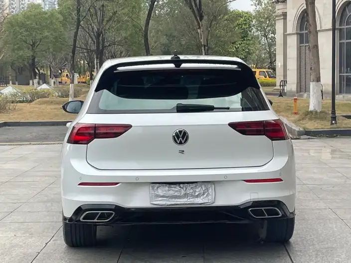 Volkswagen Golf 2021 Model 280TSI DSG R-Line – фото 5