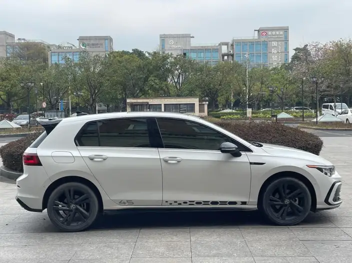 Volkswagen Golf 2021 Model 280TSI DSG R-Line – фото 7