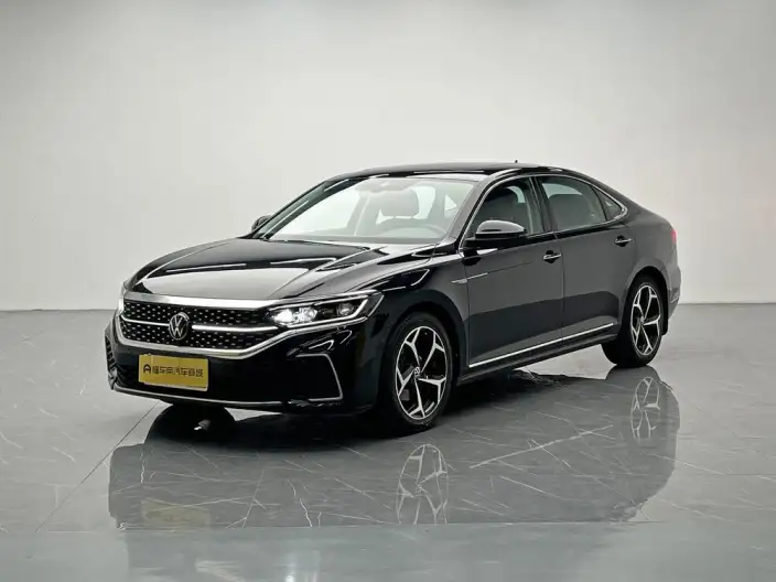 Volkswagen Passat 2024 Model 380TSI Starry sky Deluxe Edition – фото 1