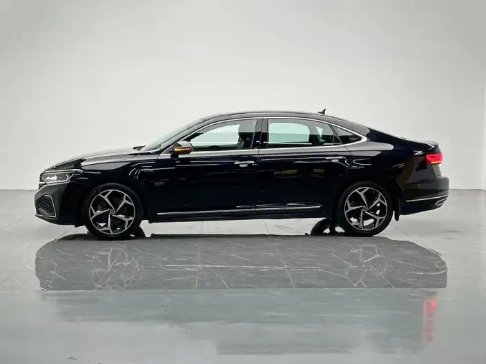 Volkswagen Passat 2024 Model 380TSI Starry sky Deluxe Edition – фото 4