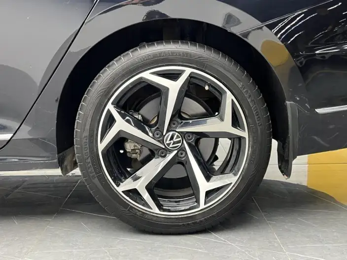Volkswagen Passat 2024 Model 380TSI Starry sky Deluxe Edition – фото 9