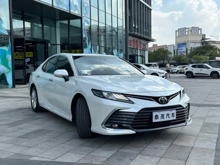 Toyota Camry 2021 Model 2.0G Deluxe Edition – фото 3