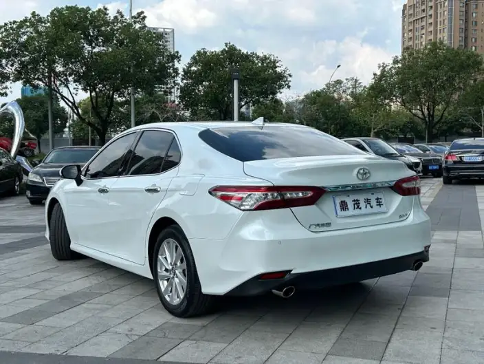 Toyota Camry 2021 Model 2.0G Deluxe Edition – фото 5