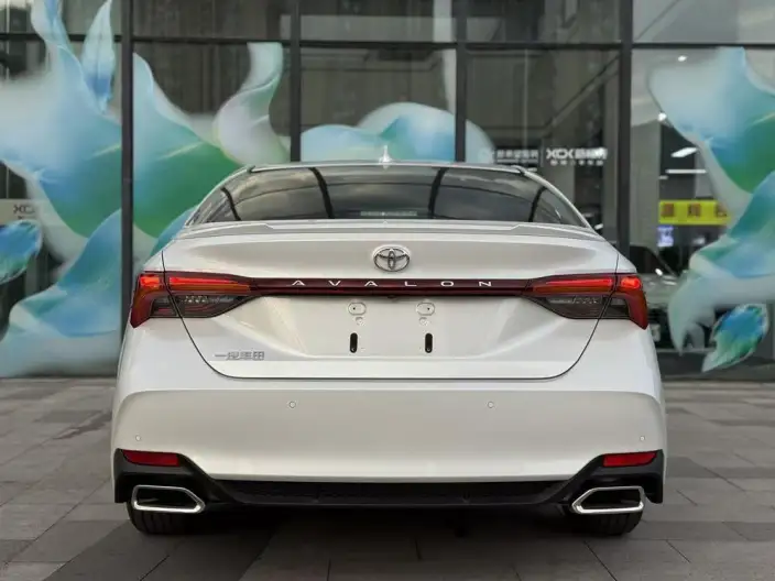 Toyota Avalon 2023 Model 2.5L Automatic Deluxe Edition – фото 6