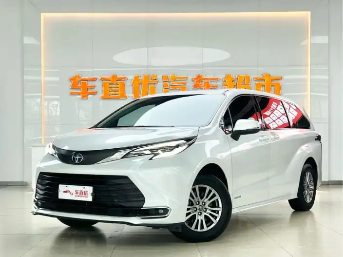 Toyota Sienna 2023 Model Hybrid 2.5L Comfort Edition