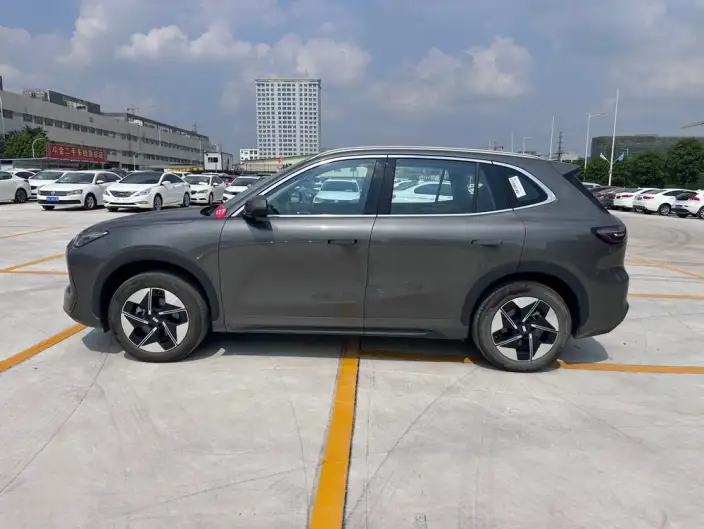 Geely Galaxy E5 2026 Model 610km Tiggo + Edition