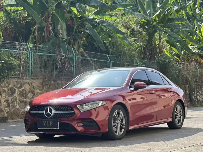 Mercedes-Benz A-class 2022 Model A 180 L Sports sedan – фото 1
