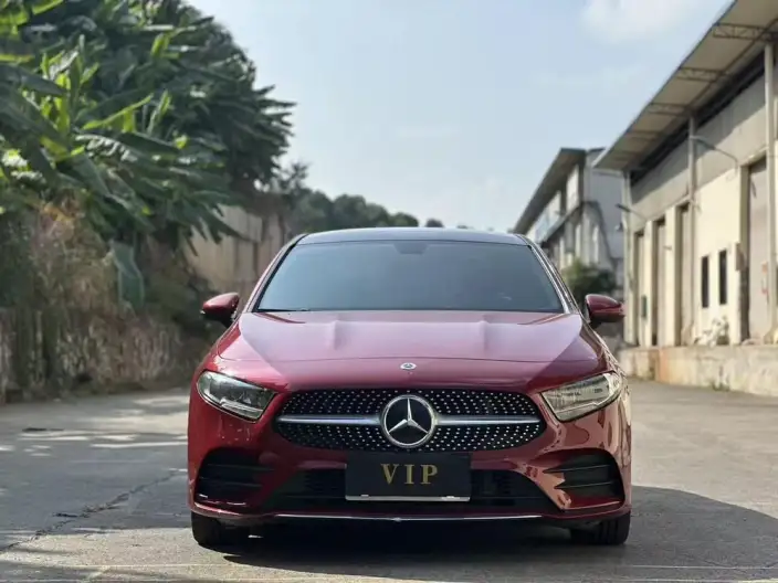 Mercedes-Benz A-class 2022 Model A 180 L Sports sedan – фото 2