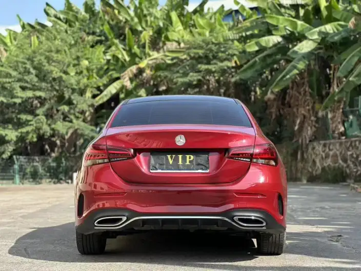 Mercedes-Benz A-class 2022 Model A 180 L Sports sedan – фото 5
