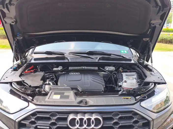 Audi Q5L 2023 Model 40T Luxury Dynamic Model – фото 8