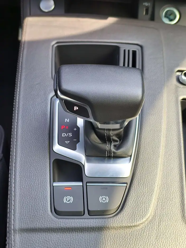 Audi Q5L 2023 Model 40T Luxury Dynamic Model – фото 9