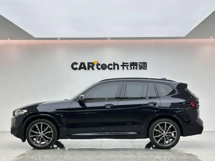 BMW X3 2023 Model xDrive30i Leading Model M Night Set – фото 4