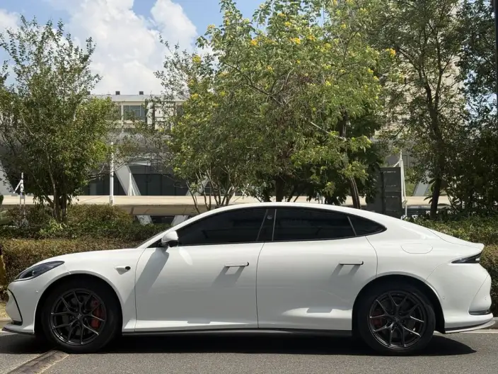 IM L6 2024 Model Max Standard Edition 75kWh