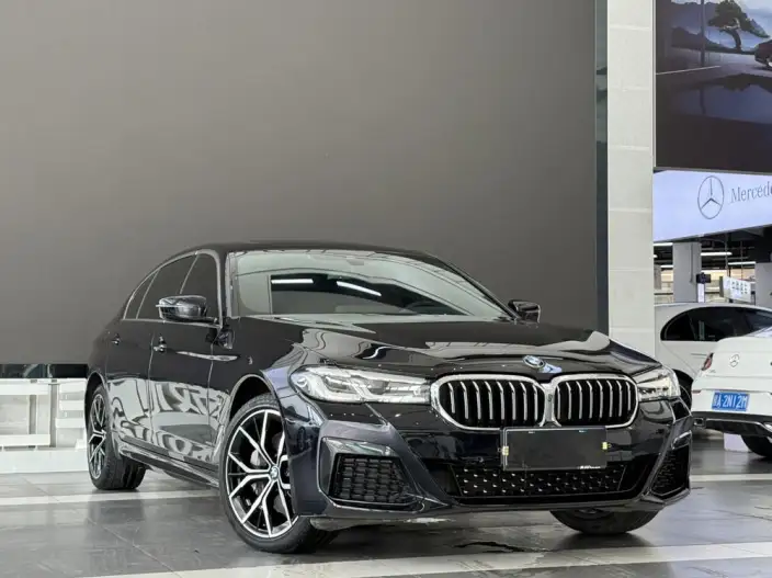 BMW 5 Series 2023 Model Facelift 530Li Exclusive Model M Sports Set – фото 3
