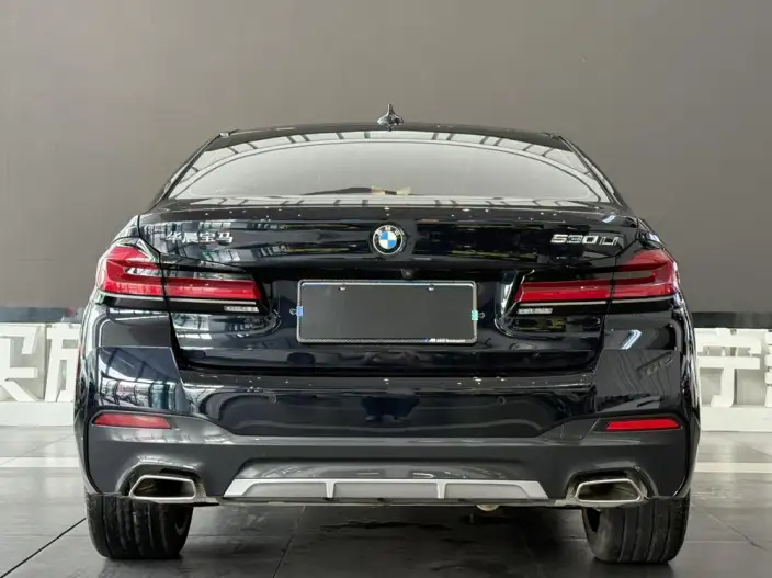 BMW 5 Series 2023 Model Facelift 530Li Exclusive Model M Sports Set – фото 6