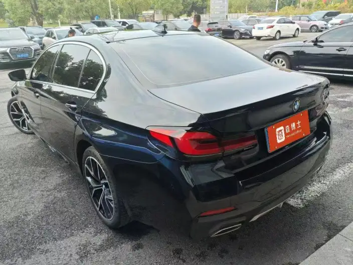 BMW 5 Series 2023 Model 530Li Exclusive Model M Sports Set – фото 3