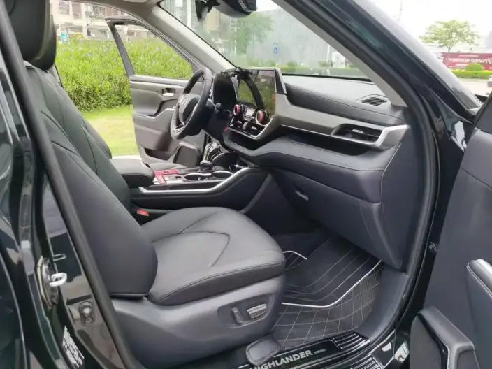 Toyota Highlander 2024 Model 380T 4WD Premium Edition 7 seat – фото 7