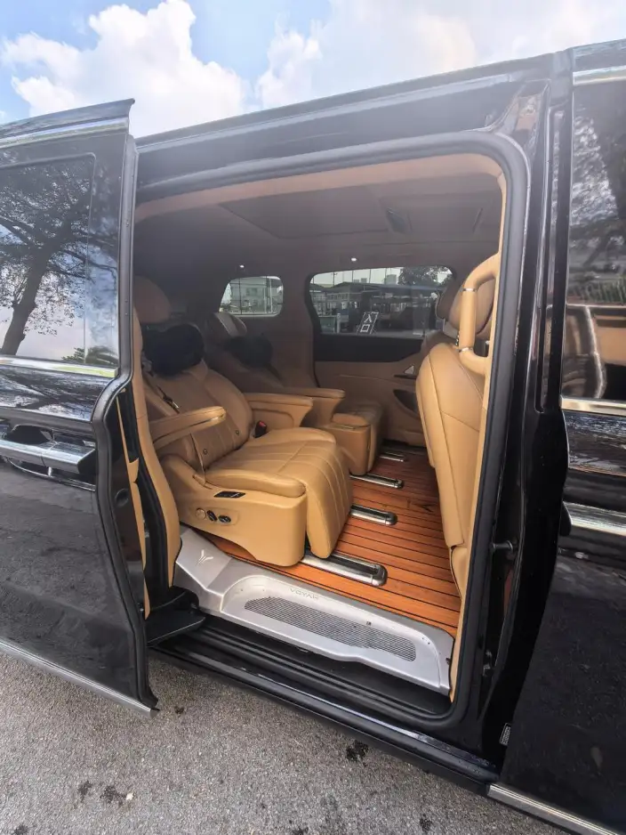 VOYAH Dreamer PHEV 2024 Model Ultra-long Endurance Premium Edition – фото 7