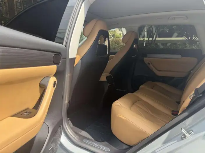 Leapmotor C11 2024 Model EV Edition 580 Exclusive Edition – фото 10