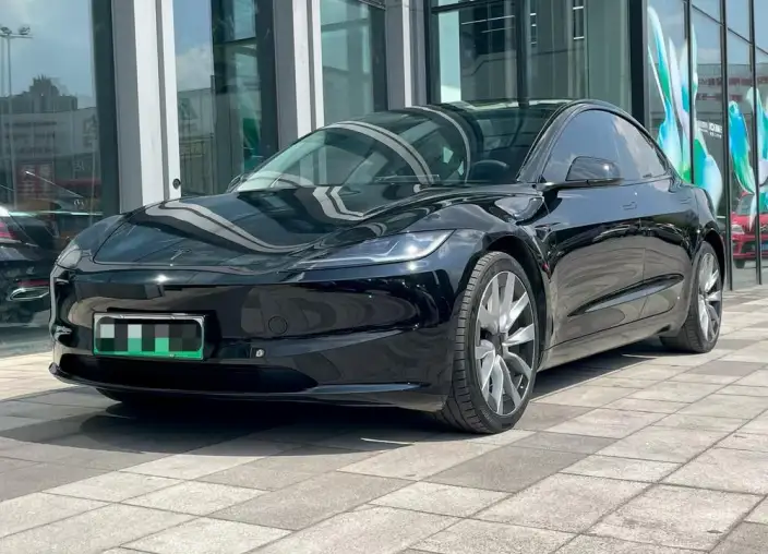Model 3 2023 Model Rear-wheel drive version – фото 1