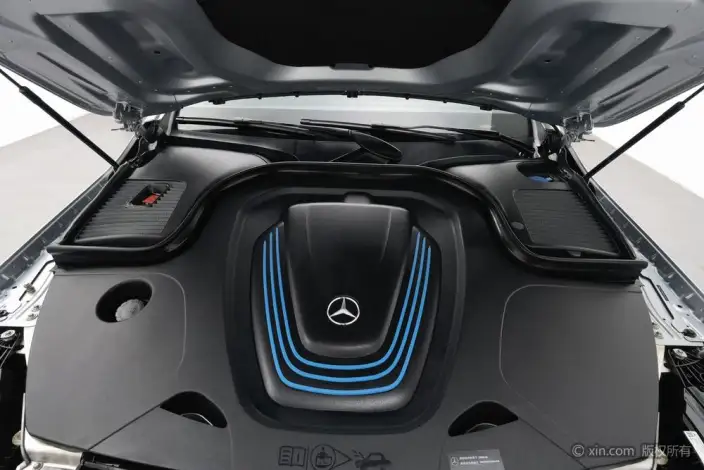 Mercedes-Benz EQC 2022 Model Facelift EQC 400 4MATIC – фото 5