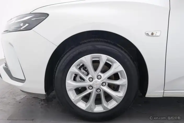 Chevrolet Corolla 2024 Model 1.5L DCT Lexiang Edition – фото 8