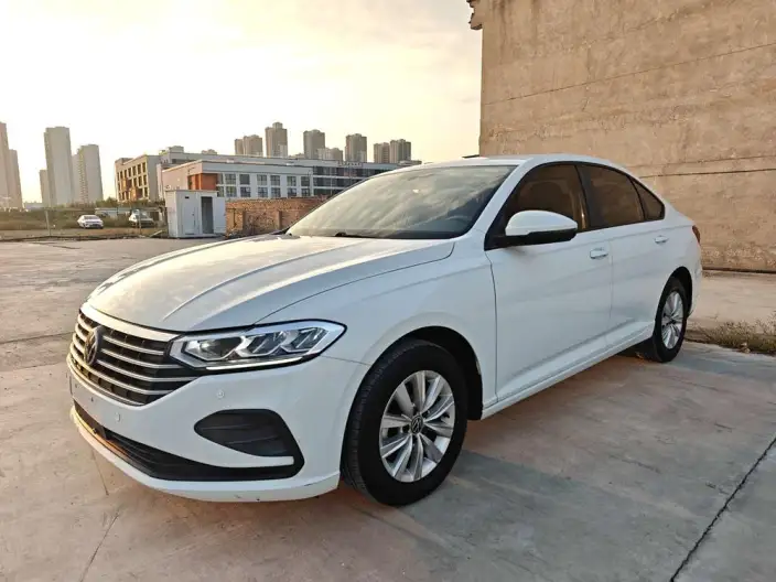 Volkswagen Lavida 2024 Model 1.5L Automatic Deyi Edition – фото 1