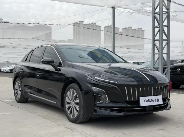 Hongqi E-QM5 2023 Model 560KM PLUS Edition 140kW