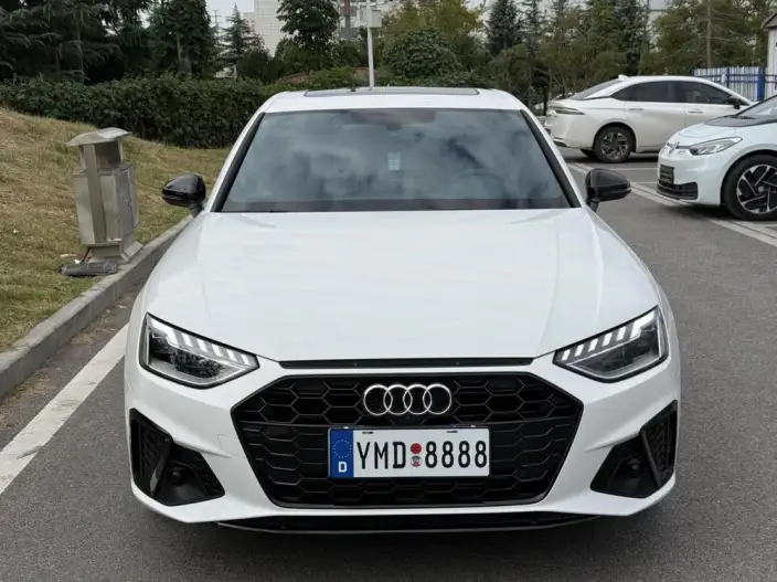 Audi A4 L 2023 Model 40 TFSI Luxury Dynamic Model