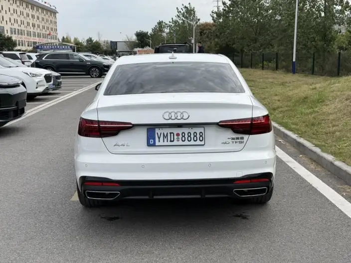 Audi A4 L 2023 Model 40 TFSI Luxury Dynamic Model – фото 6