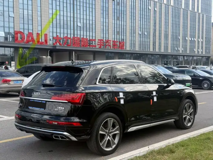Audi Q5L 2022 Model 45T Luxury Dynamic Model – фото 6
