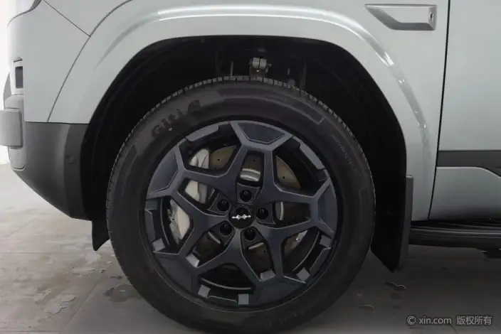 Titan 7 PHEV 2025 Model 190KM 4WD Ultra Edition – фото 8