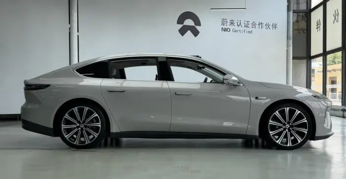 NIO ET7 2024 Model 75kWh Executive Signature Edition – фото 7