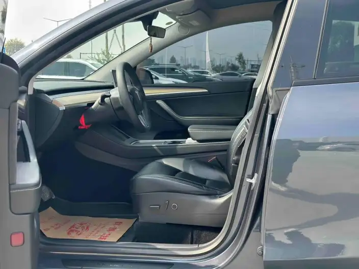 Model Y 2022 Model Rear-wheel drive version – фото 8