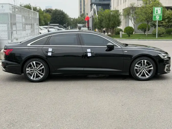 Audi A6L 2024 Model 40 TFSI Luxury Dynamic Model – фото 7