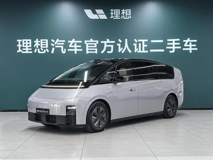 Li Auto MEGA 2024 Model Ultra Edition – фото 1