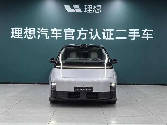 Li Auto MEGA 2024 Model Ultra Edition – фото 2