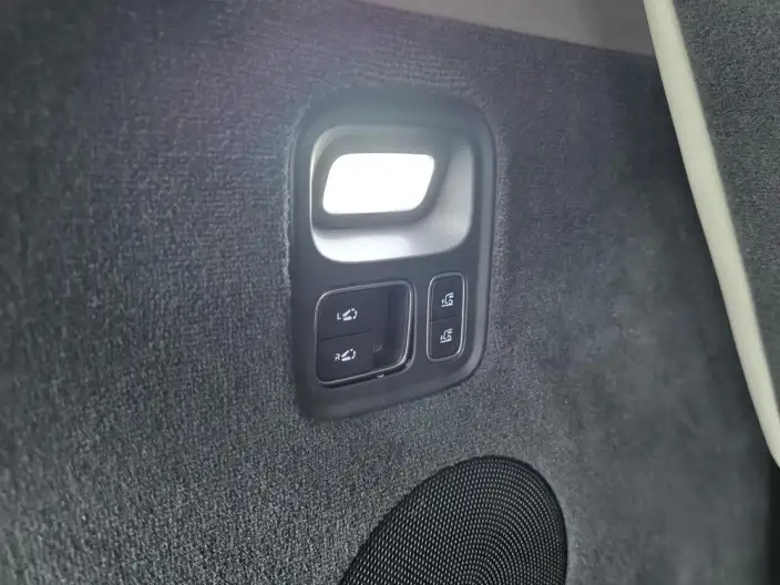 Li Auto MEGA 2024 Model Ultra Edition – фото 6