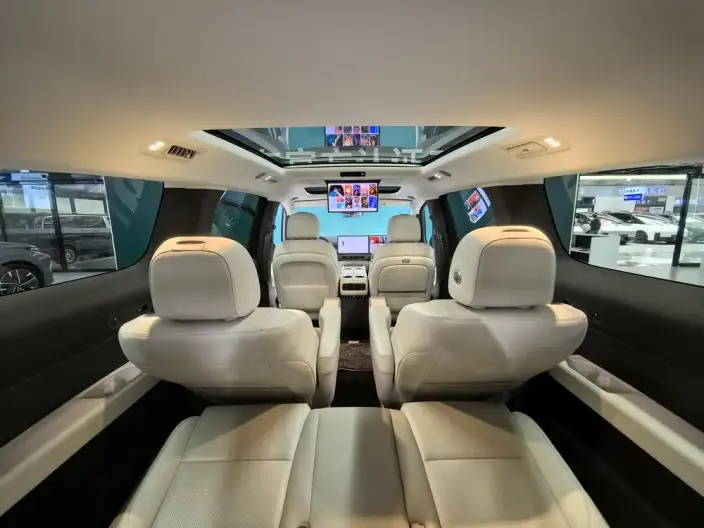 Li Auto MEGA 2024 Model Ultra Edition – фото 8