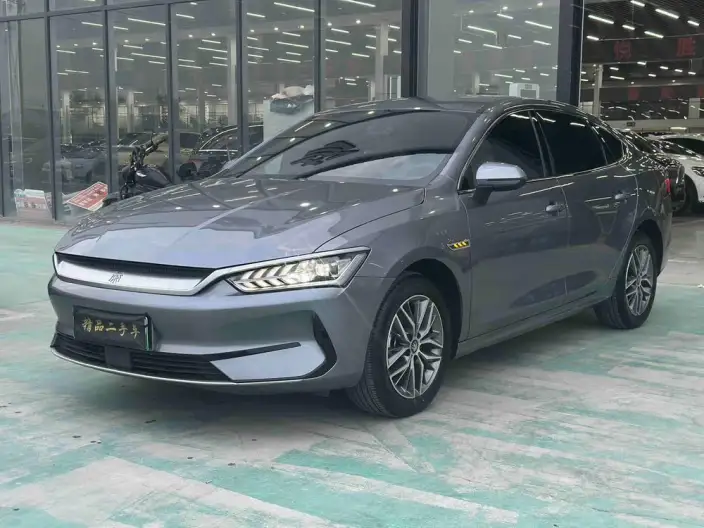 Qin Plus EV 2024 Model Honor Edition 420KM Leading Model – фото 1