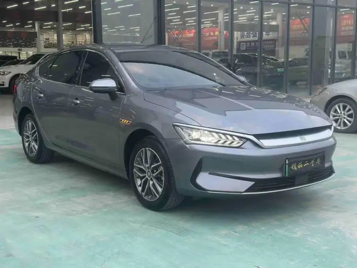 Qin Plus EV 2024 Model Honor Edition 420KM Leading Model – фото 3