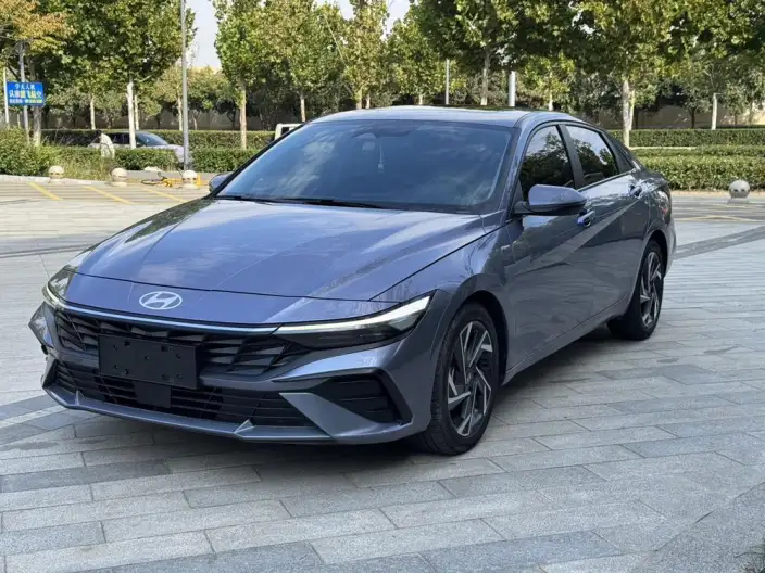 Hyundai Ioniq 2023 Model 1.5L CVT LUX Premium Edition – фото 1