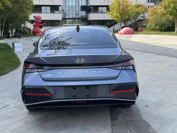 Hyundai Ioniq 2023 Model 1.5L CVT LUX Premium Edition – фото 5