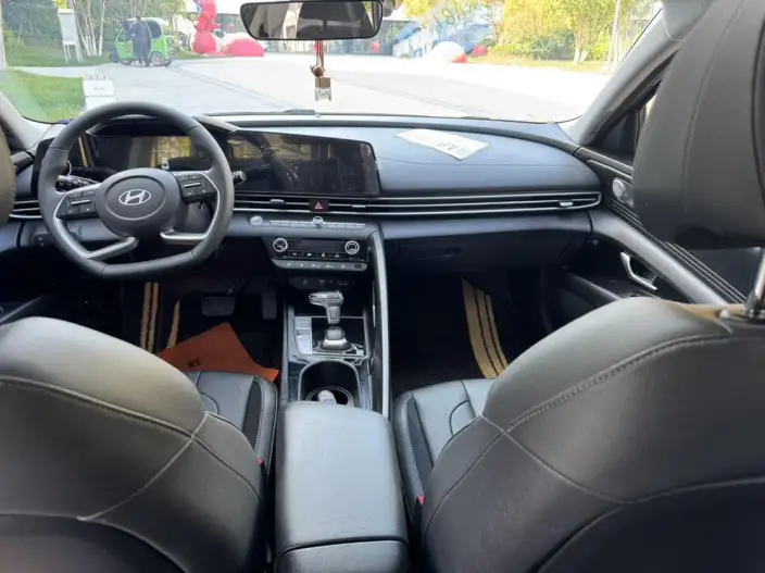 Hyundai Ioniq 2023 Model 1.5L CVT LUX Premium Edition – фото 8