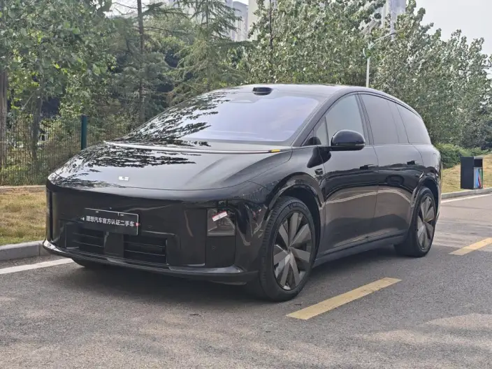 Li Auto i8 2025 Model Standard Edition