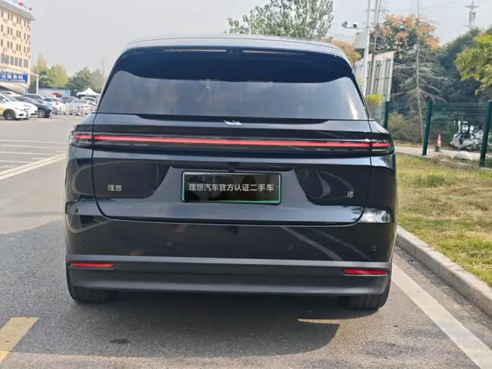 Li Auto i8 2025 Model Standard Edition – фото 5