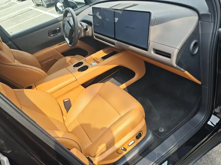 Li Auto i8 2025 Model Standard Edition – фото 7